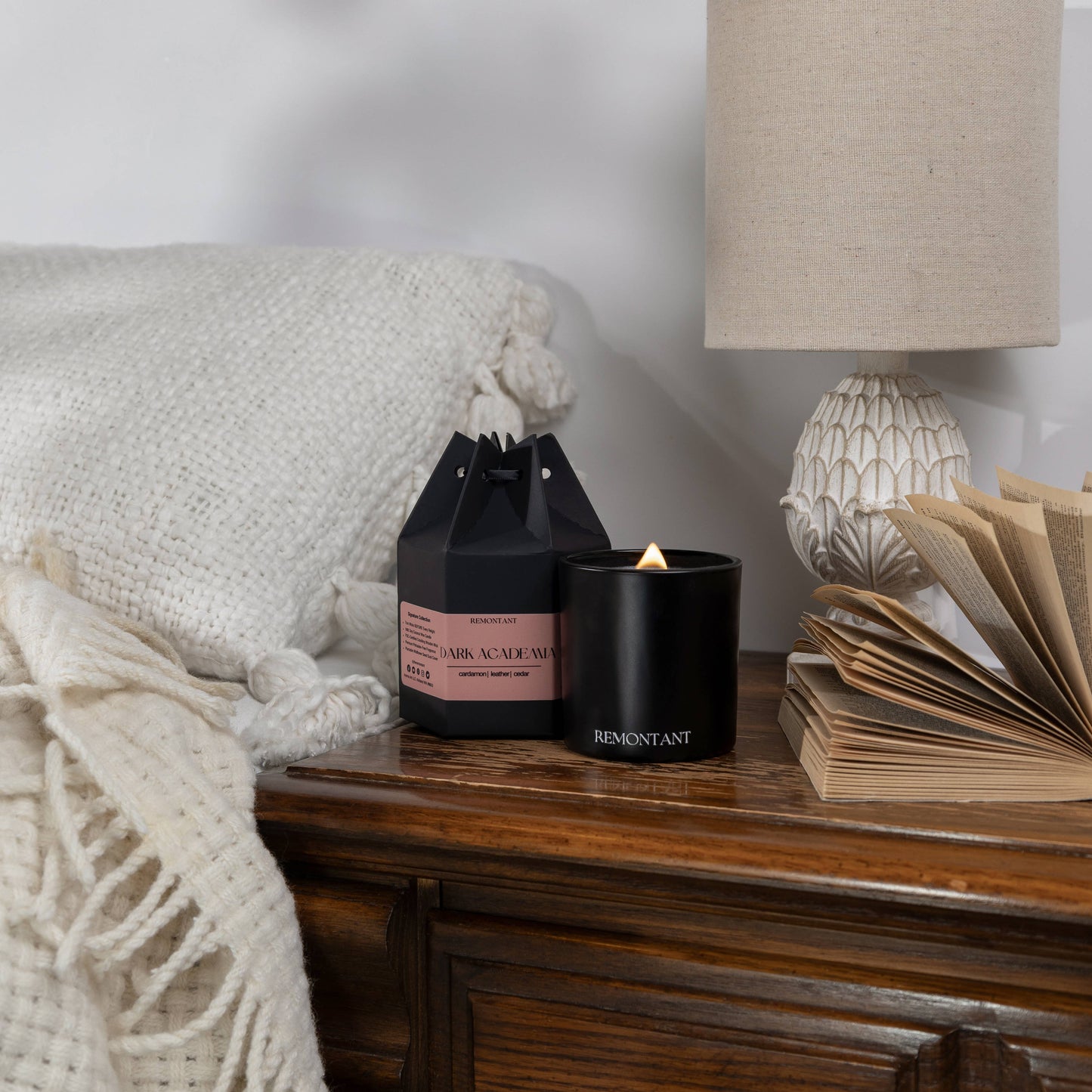 Dark Academia | Cardamom ~ Leather ~ Cedar | Crackling Wick